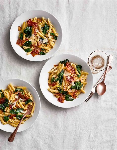 prosciutto-penne-with-spinach image