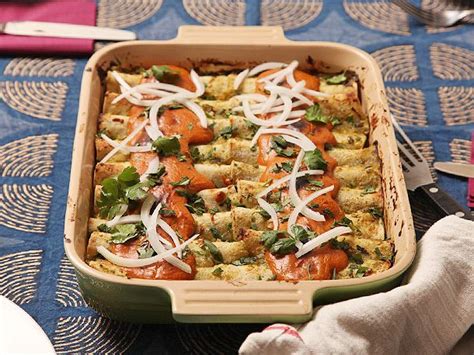 vegan-spinach-and-hominy-enchiladas-with-spicy image