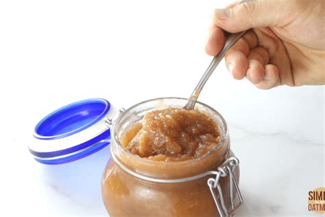 15-minute-homemade-applesauce-recipe-no-sugar image