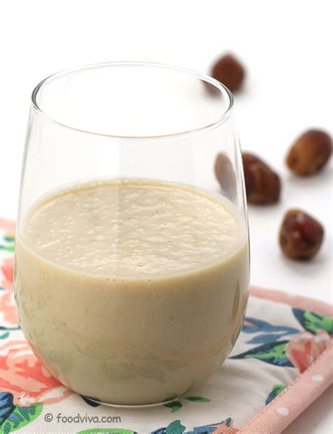 thick-and-creamy-khajoor-milkshake-with-banana image