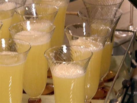 moscato-di-asti-with-pineapple-juice-recipes-cooking image