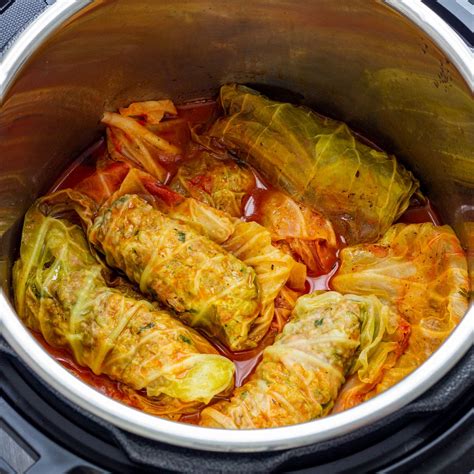 instant-pot-stuffed-cabbage-rolls-happy-foods-tube image