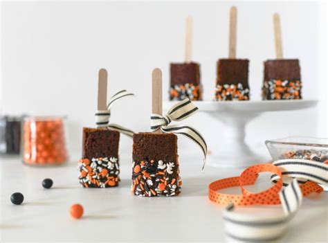 chocolate-dipped-brownie-pops-for-halloween image