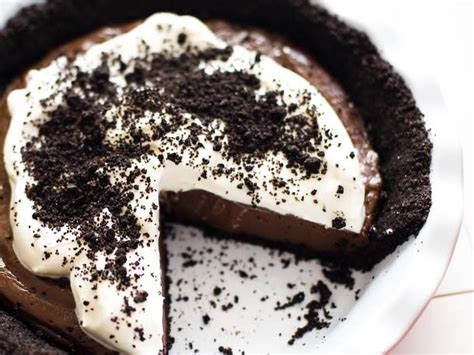 chocolate-mud-pie-recipe-serious-eats image