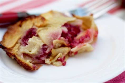 easy-apple-raspberry-cake-diary-of-a-mad-hausfrau image