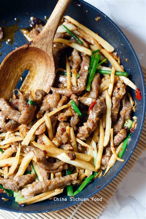 ginger-beef-stir-fry-china-sichuan-food image
