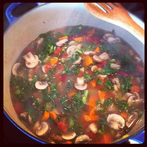 feel-good-food-kale-mushroom-and-bean-soup image