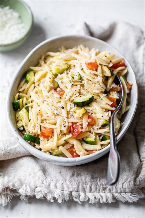 orzo-with-zucchini-and-tomato-easy-side-dish image