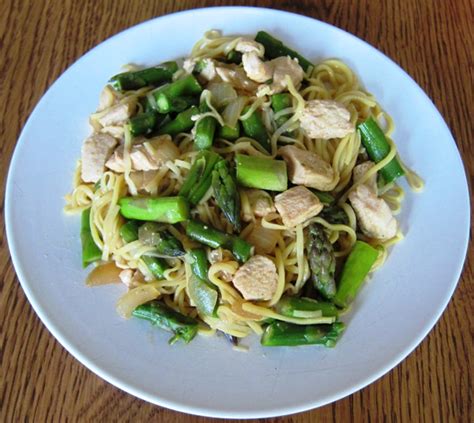 chicken-vegetable-lo-mein-recipe-melanie-cooks image