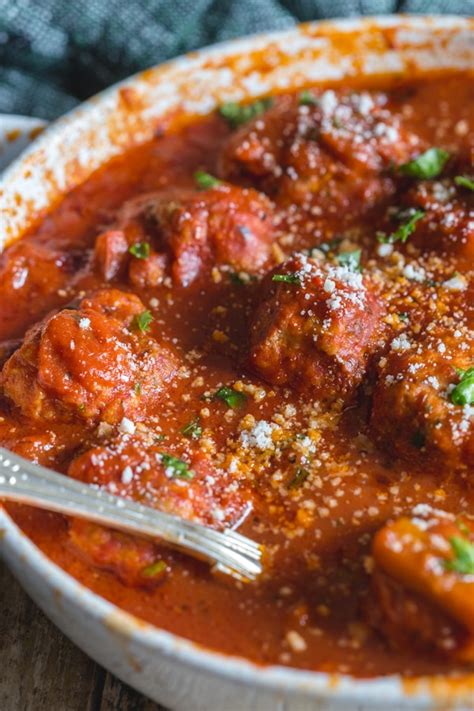 italian-meatballs-in-a-red-pepper-tomato-sauce-an image