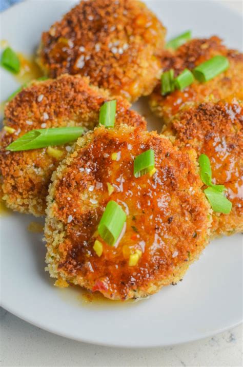 oregon-shrimp-cakes-with-apricot-ginger-sauce image