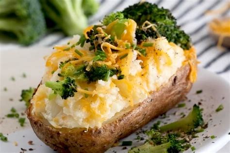 broccoli-and-cheese-twice-baked-potatoes-skinnytaste image