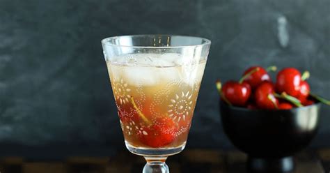 7-sake-cocktails-to-try-today-liquorcom image