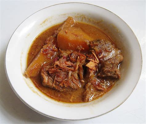 semur-indonesian-stew-wikipedia image