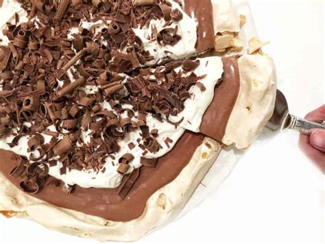 chocolate-meringue-torte-in-fine-taste image