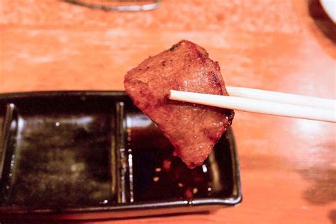 how-to-yakiniku-like-a-pro-ordering-grilling-eating image