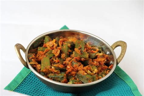 punjabi-bhindi-masala-bhindi-masala-punbaji-style image