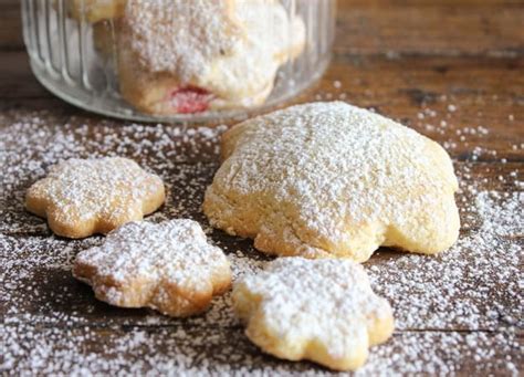 italian-strawberry-filled-cookies-an-italian-in-my-kitchen image