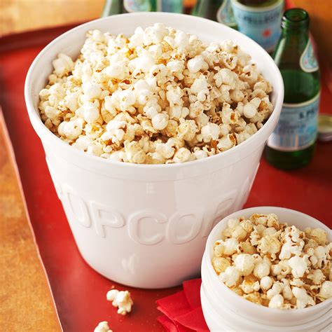 cinnamon-popcorn-eatingwell image