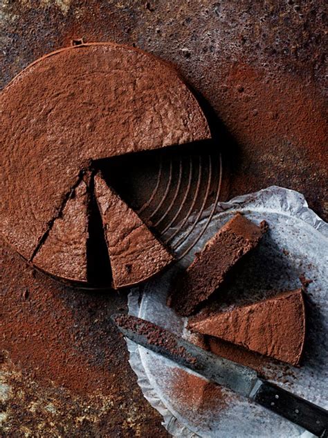 flourless-cacao-fudge-cake-donna-hay image
