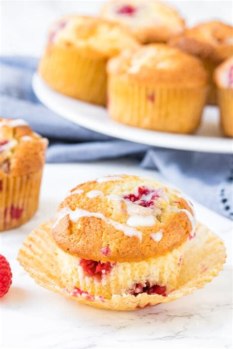 raspberry-muffins-perfectly-fluffy-filled-with-juicy image