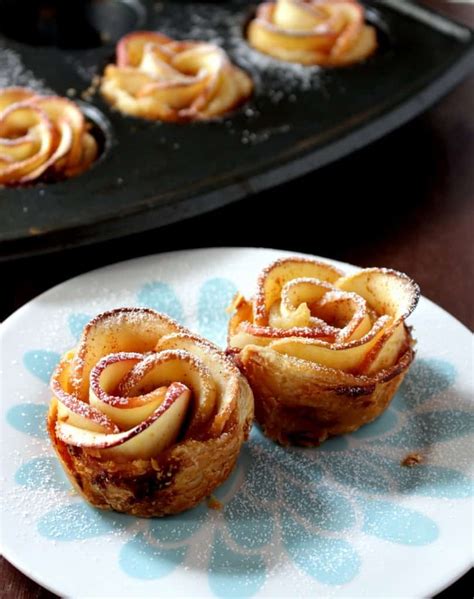baked-apple-roses-with-puff-pastry-my-cooking image