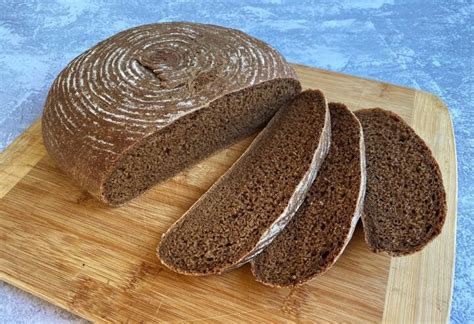 german-dark-rye-bread-recipe-the-good-hearted image