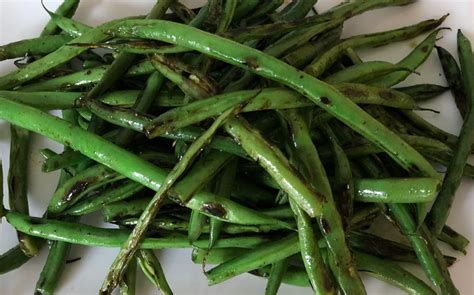 simple-balsamic-haricots-verts-or-green-beans image