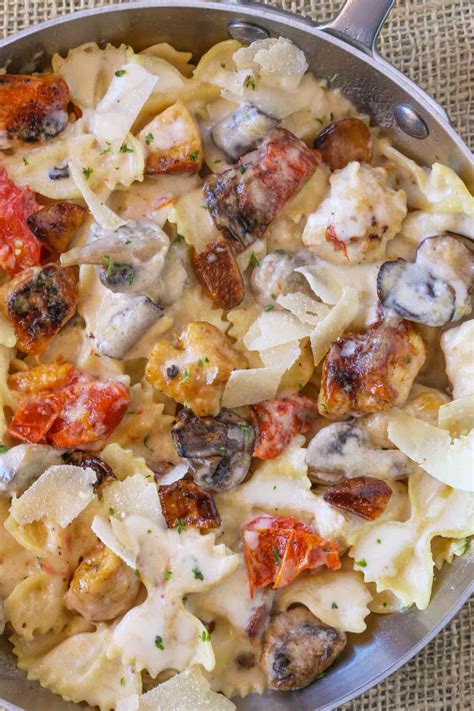 the-cheesecake-factory-farfalle-with-chicken-and image
