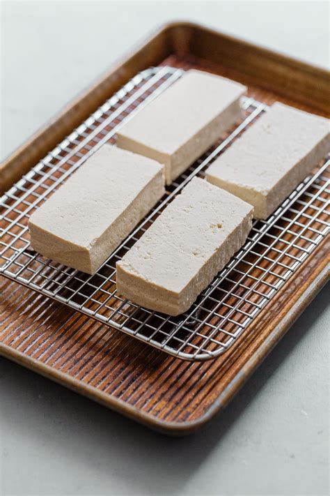 how-to-press-tofu-easily-and-waste-free-a-beautiful image
