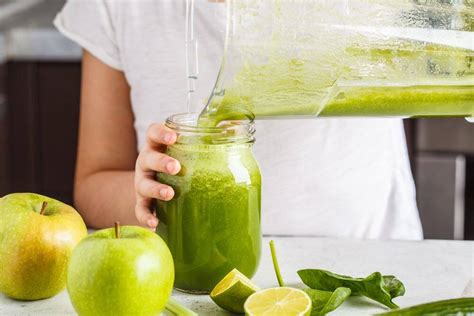 10-smoothie-recipes-for-eye-health image