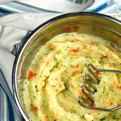 mashed-potatoes-vegetables-by-cookingforgrey image