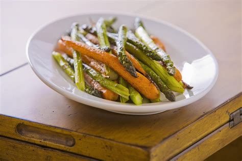 asparagus-and-carrots-with-lemon-sauce image