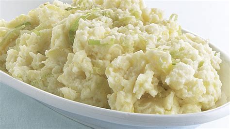 sour-cream-and-leek-mashed-potatoes image