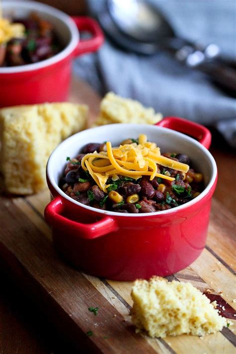 slow-cooker-3-bean-vegetarian-chili-recipe-cookin image