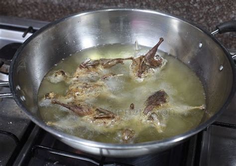the-secret-to-tender-juicy-fried-quails-devourasia image