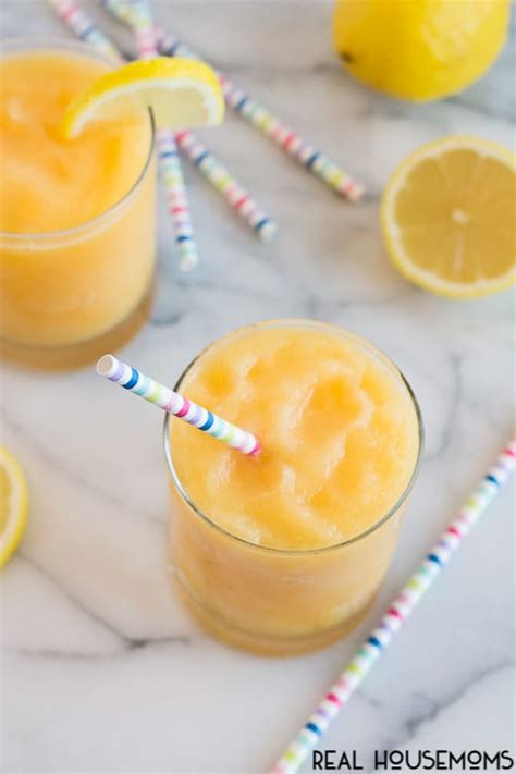 boozy-frozen-peach-lemonade-real-housemoms image