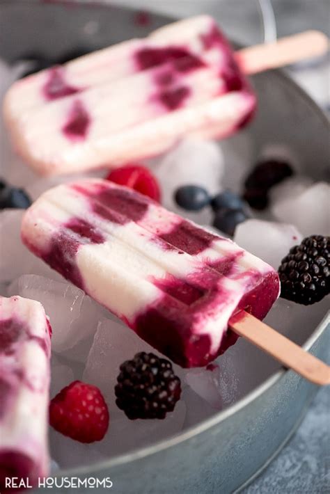 berries-cream-popsicles-real-housemoms image