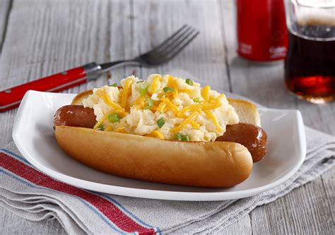 hot-dogs-topped-with-mashed-potatoes-idahoan-foods image
