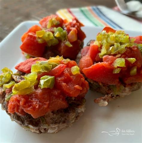 stuffed-pepper-meatloaf-minis-quick-muffin-tin-meatloaves image