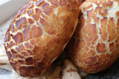 tiger-bread-rollsdutch-crunch-the-baking-network image