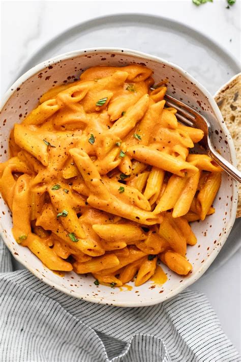 15-minute-chickpea-pasta-with-roasted-red-pepper image