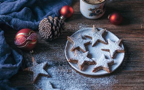 almond-cinnamon-holiday-cookie-stars-vegan image