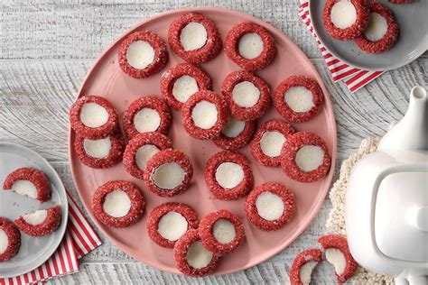 how-to-make-red-velvet-cookies-for-your-holiday image