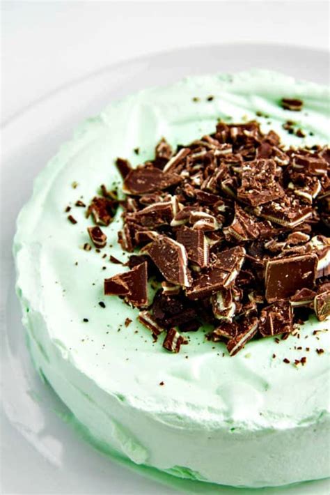 chocolate-mint-icebox-cake-the-wicked-noodle image