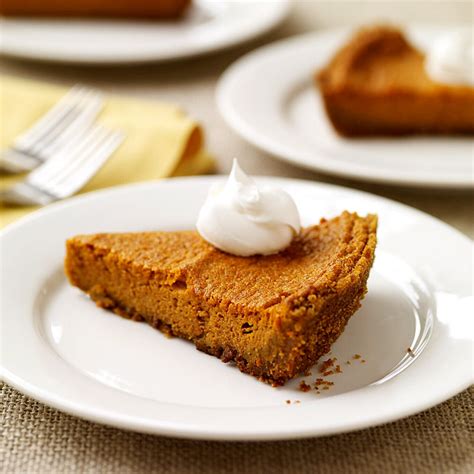 pumpkin-pie-with-graham-cracker-crust-recipes-ww image