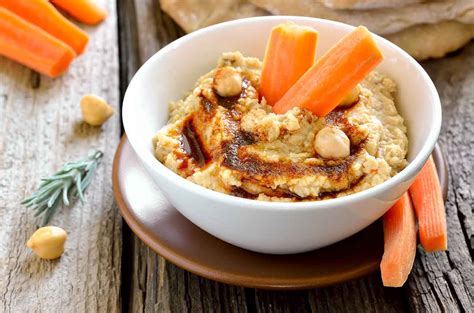 roasted-carrot-green-pepper-hummus-recipe-by image
