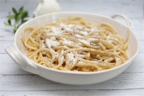 makaronia-browned-buttered-macaroni-nostimo image