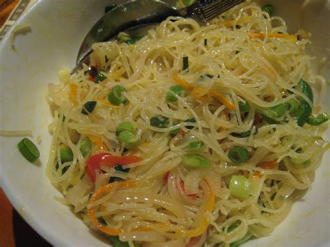 singapore-style-noodles-wikipedia image