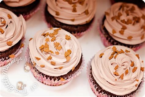 cool-whip-frosting-cupcakes-mommity image